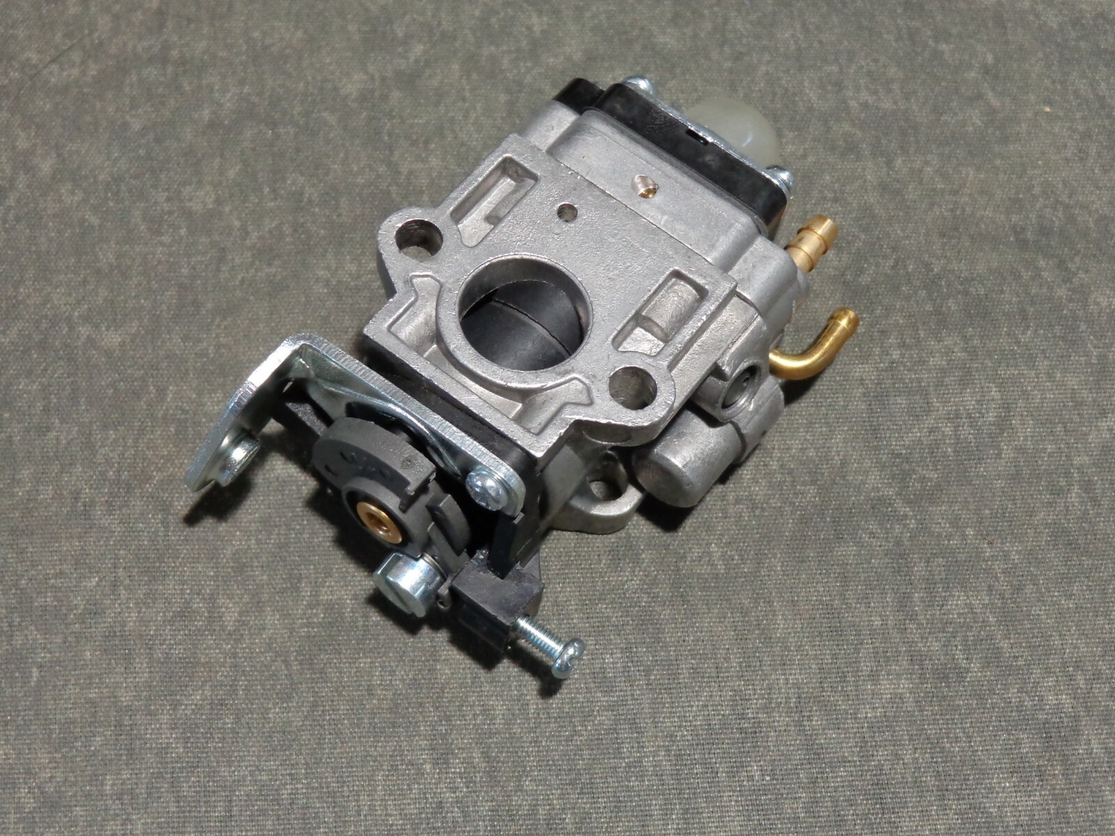 EARTHQUAKE POST DIGGER AUGER 300486 CARBURETOR E43 GENUINE OEM