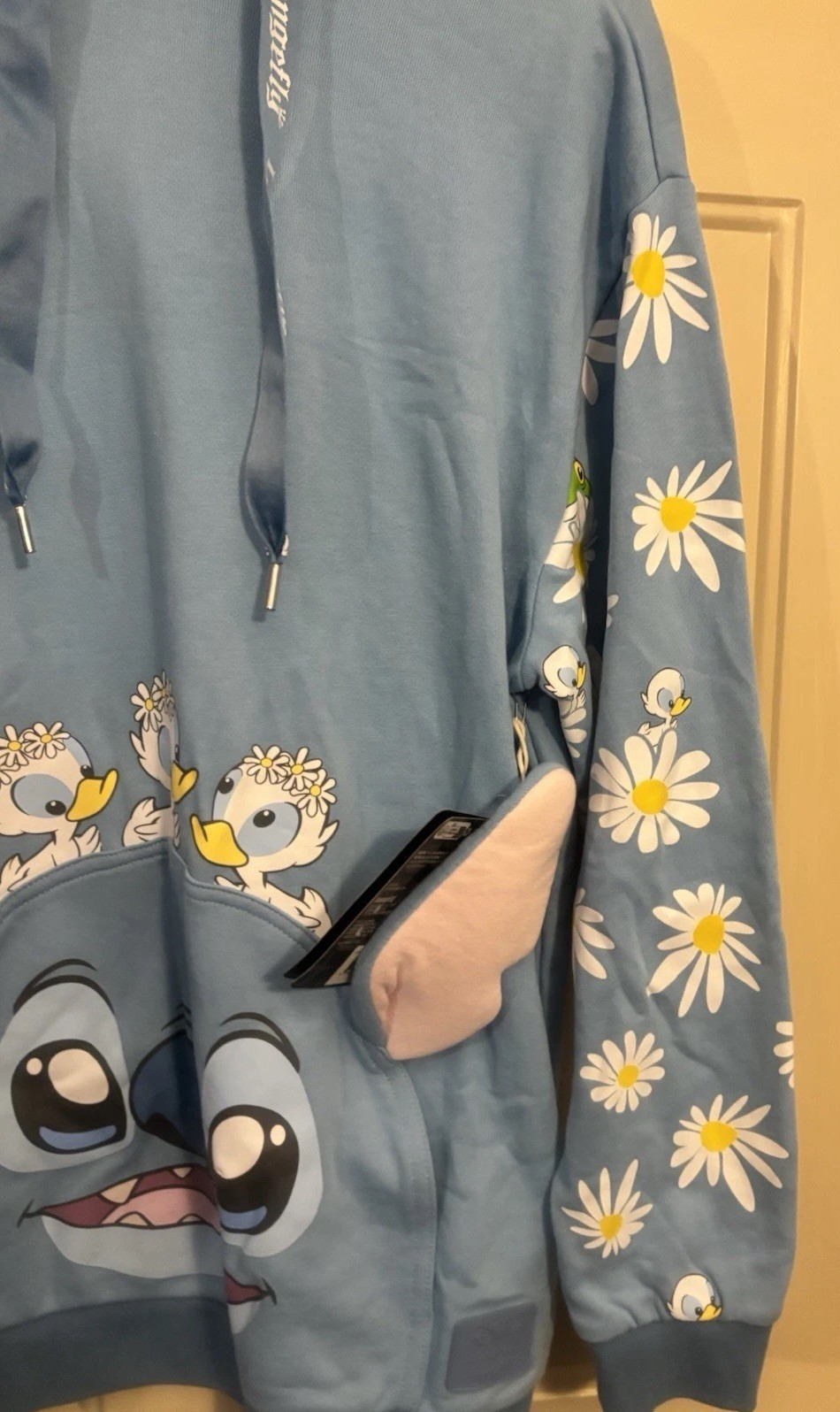 Disney’s Loungefly Leo And Stitch Hoodie Pull Over Small Unisex