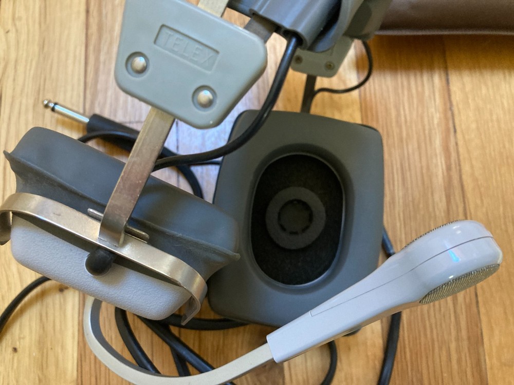Telex E-951 Headset and NOS PT-200 Push To Talk Switch + Storage Bag