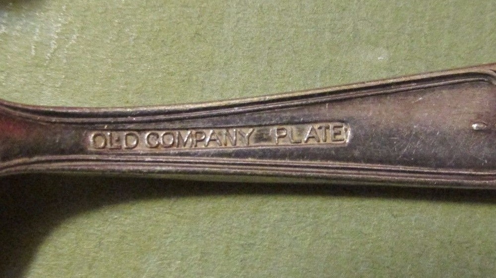 1950 SIGNATURE OLD COMPANY SILVER PLATE SPOON FORK SET LOT OF 2