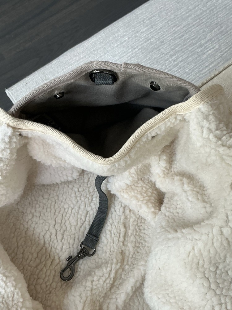 Max bone Dog Carrier