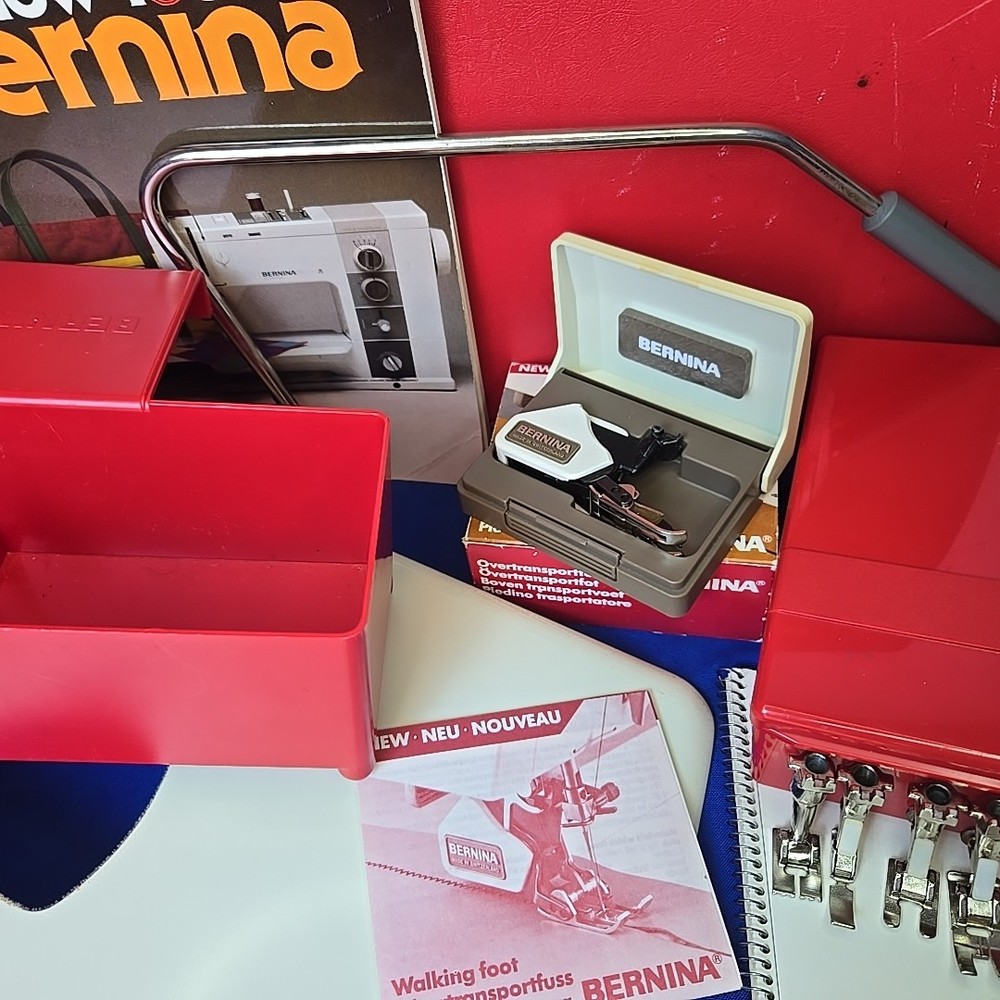 Bernina 830 Record Sewing Machine with Case, Pedal, Accessories EXCELLENT