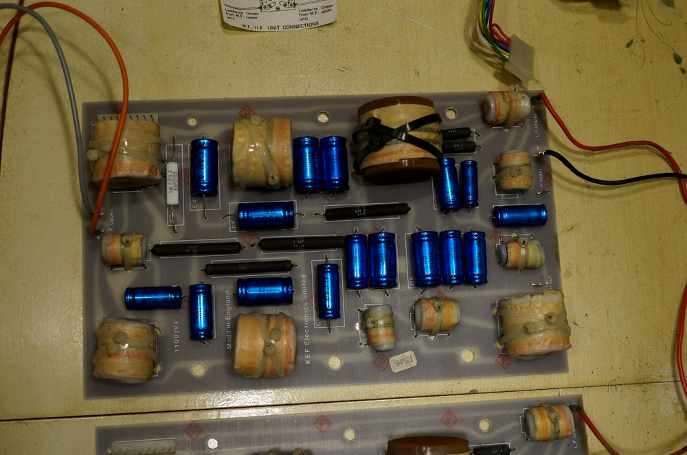 2 - KEF 104/2 REFERENCE SPEAKER CROSSOVER / WORKING PERFECT