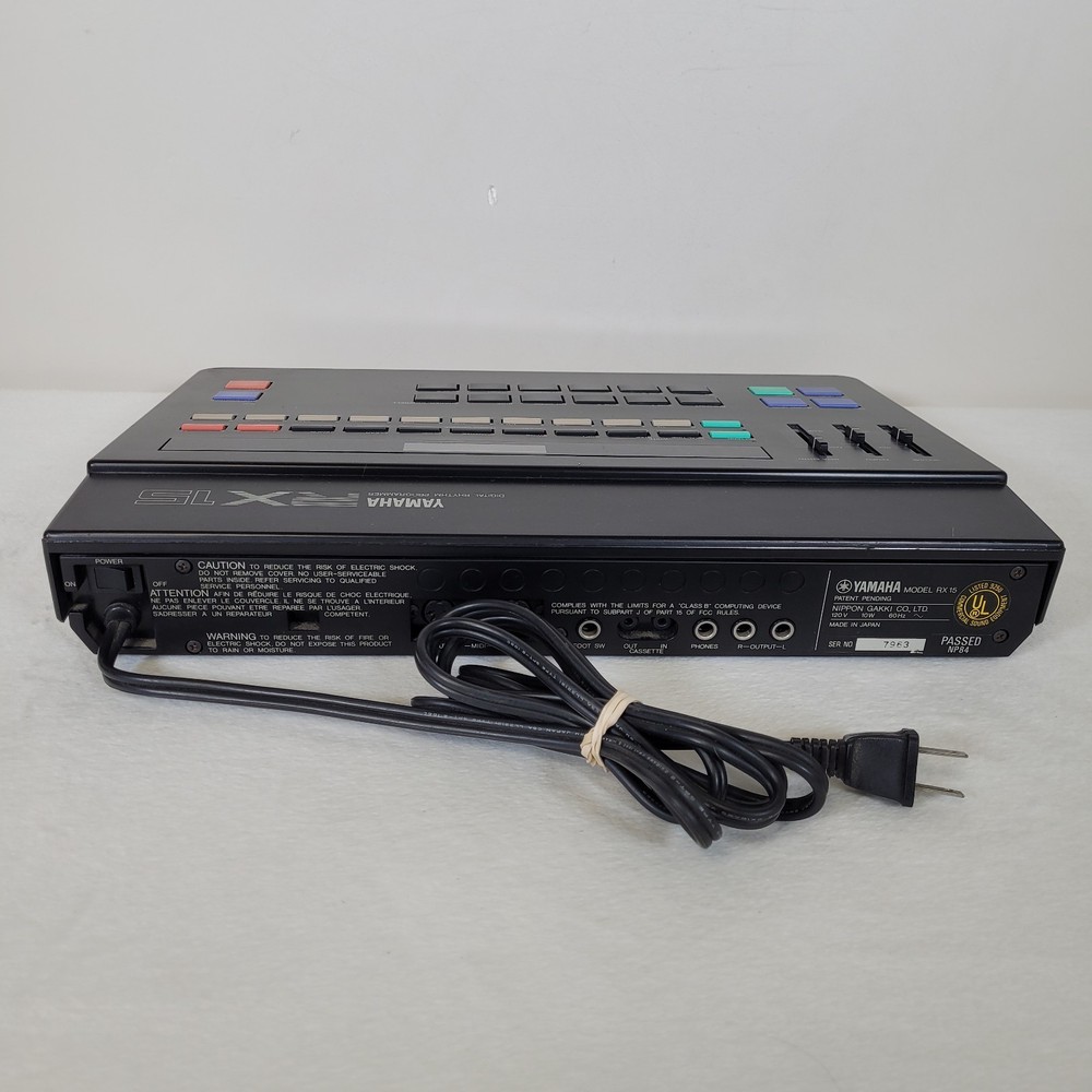 YAMAHA RX15 Digital Rhythm Programmer Drum Machine