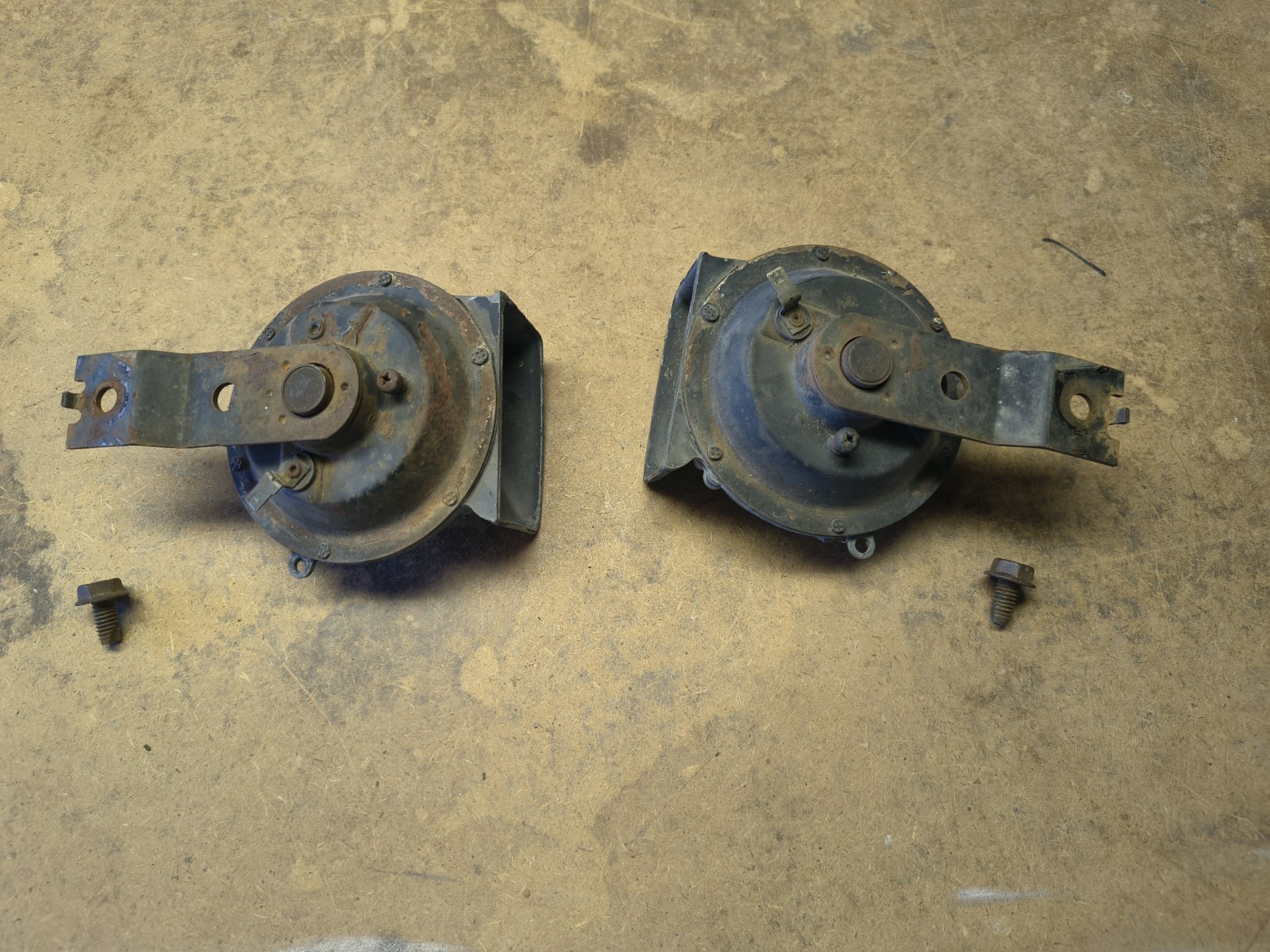 1965-1966 Ford Galaxie HORNS Hi & Lo FOMOCO 500 XL FULL SIZE FORDS