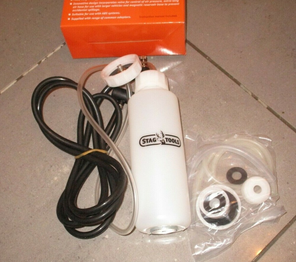 Stag Tools Automatic Brake And Clutch Bleeder STA165