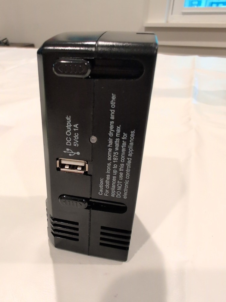 Symtek All-In-One Travel Adapter / Converter