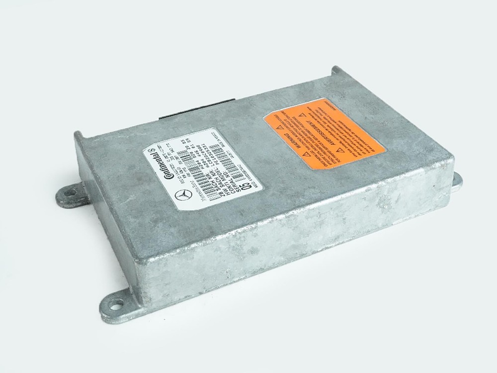 2010 - 2013 Mercedes Benz E Class W212 Voice Communication Computer Module