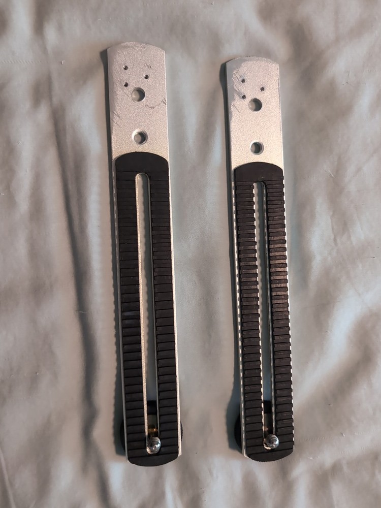 2x Camera Bottom Plate For Flash, Used