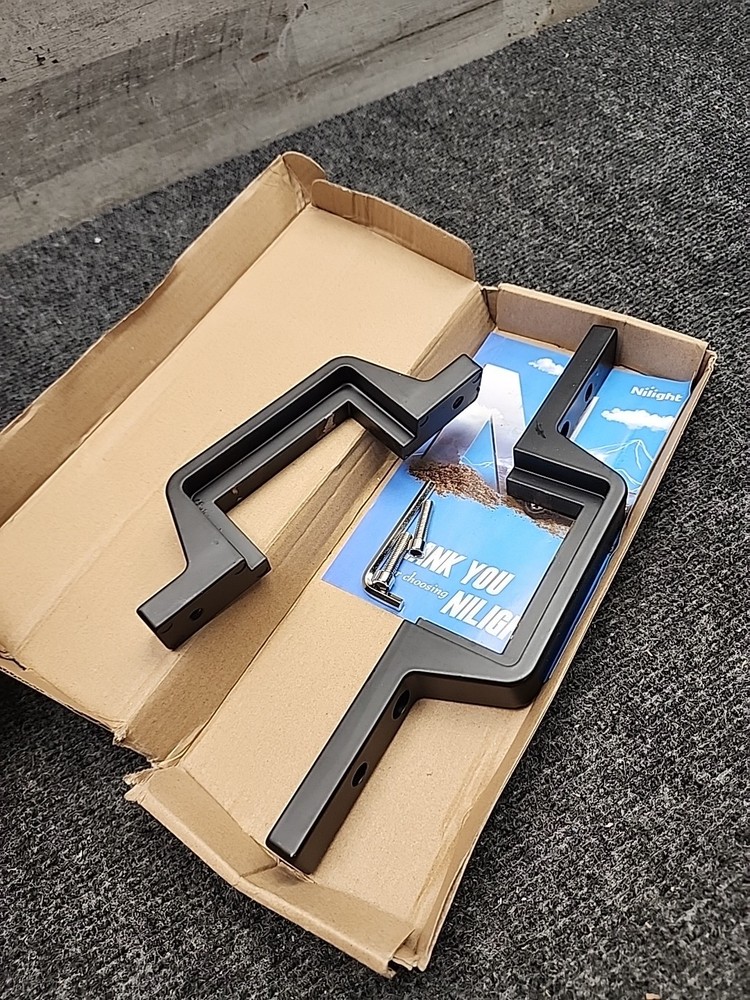 Used 2.5 inch Towing Hitch Mount Bracket 92014A