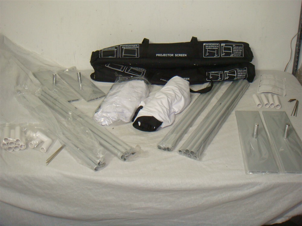 2 PORTABLE PROJECTOR SCREENS IN CASE 78"X 90" -READ!