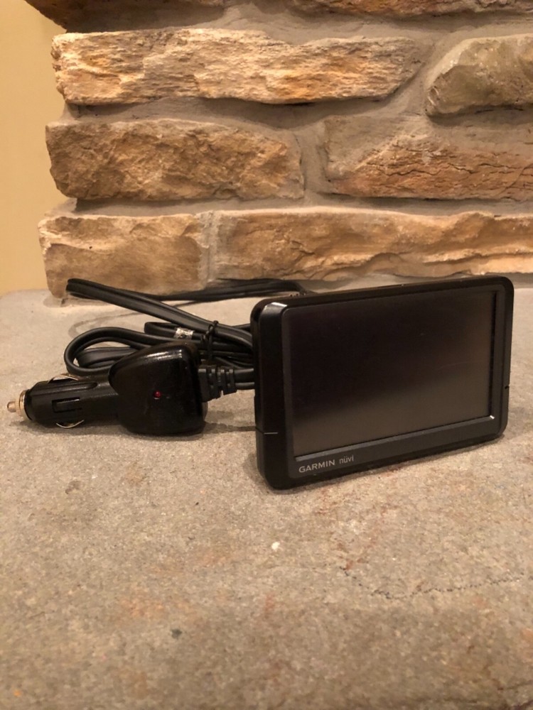 Gently Used Garmin NUVI 255w