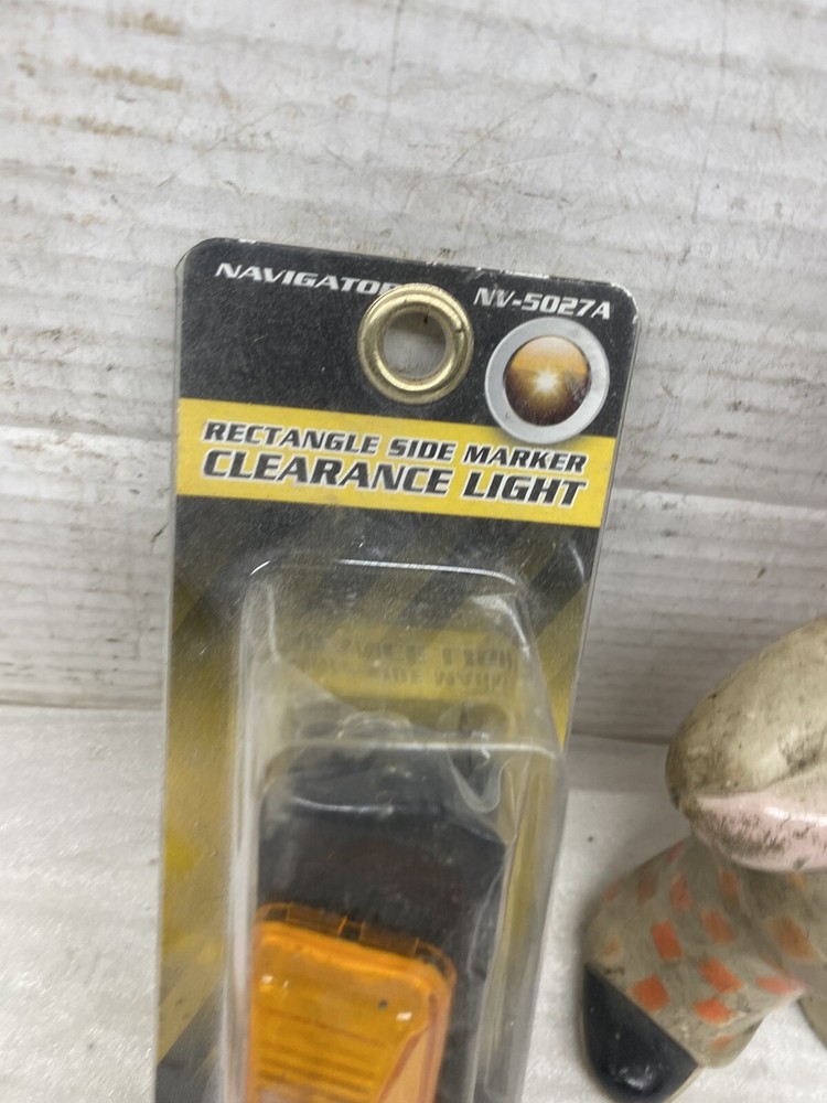 Pilot Navigator NV-5027A Rectangular Side Marker Clearance Light