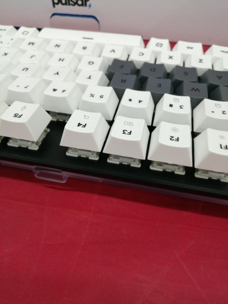 Gaming Keyboard Model PCM K2HE811W PULSAR