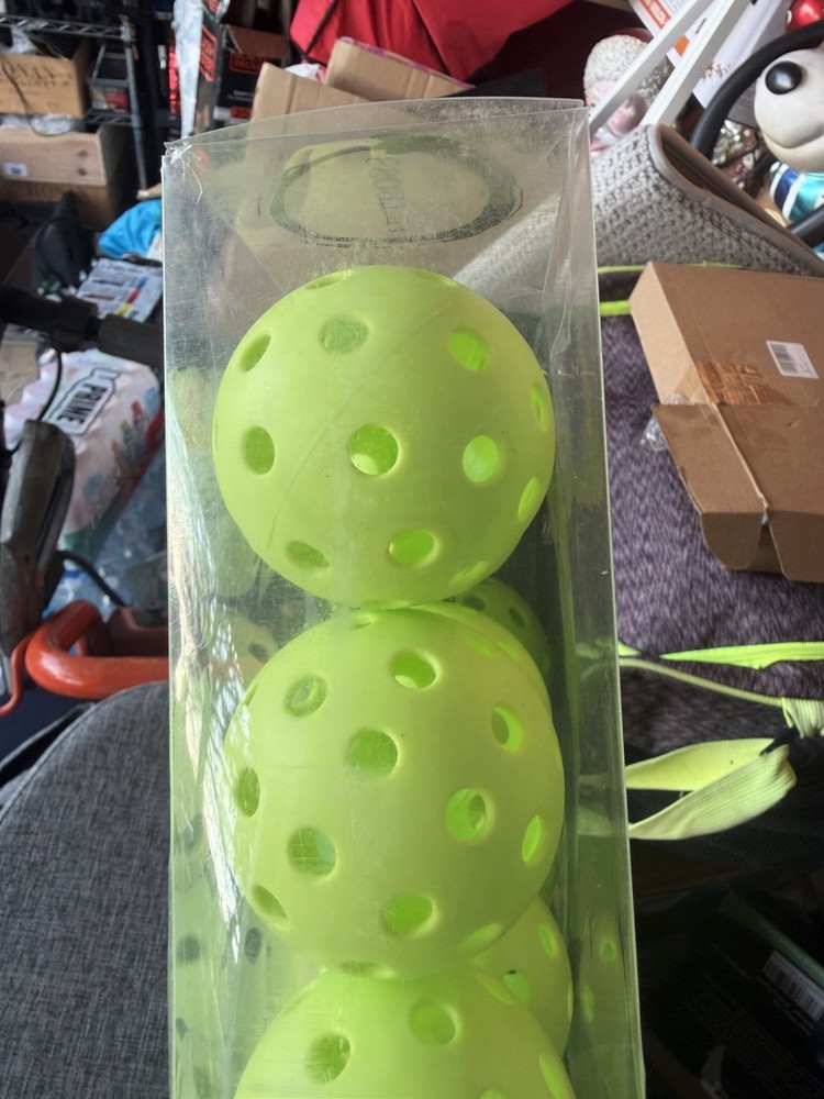 FILLBOSS Pickleballs Green 12-Pack