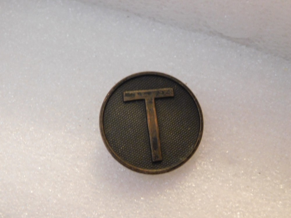 Old WWI Era U.S. Army Ammunition Train Collar Pin Badge