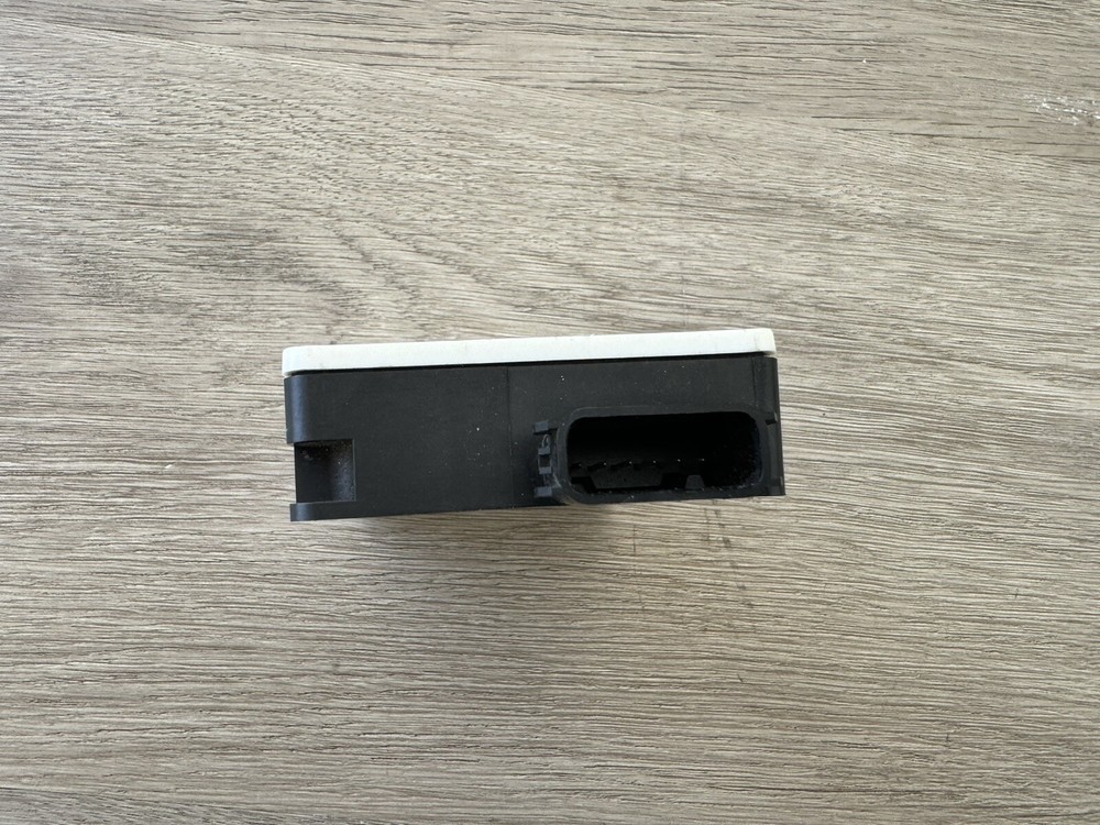 2011-2013 CHRYSLER JEEP DODGE BLIND SPOT DETECTION SENSOR MODULE 56038942AA OEM