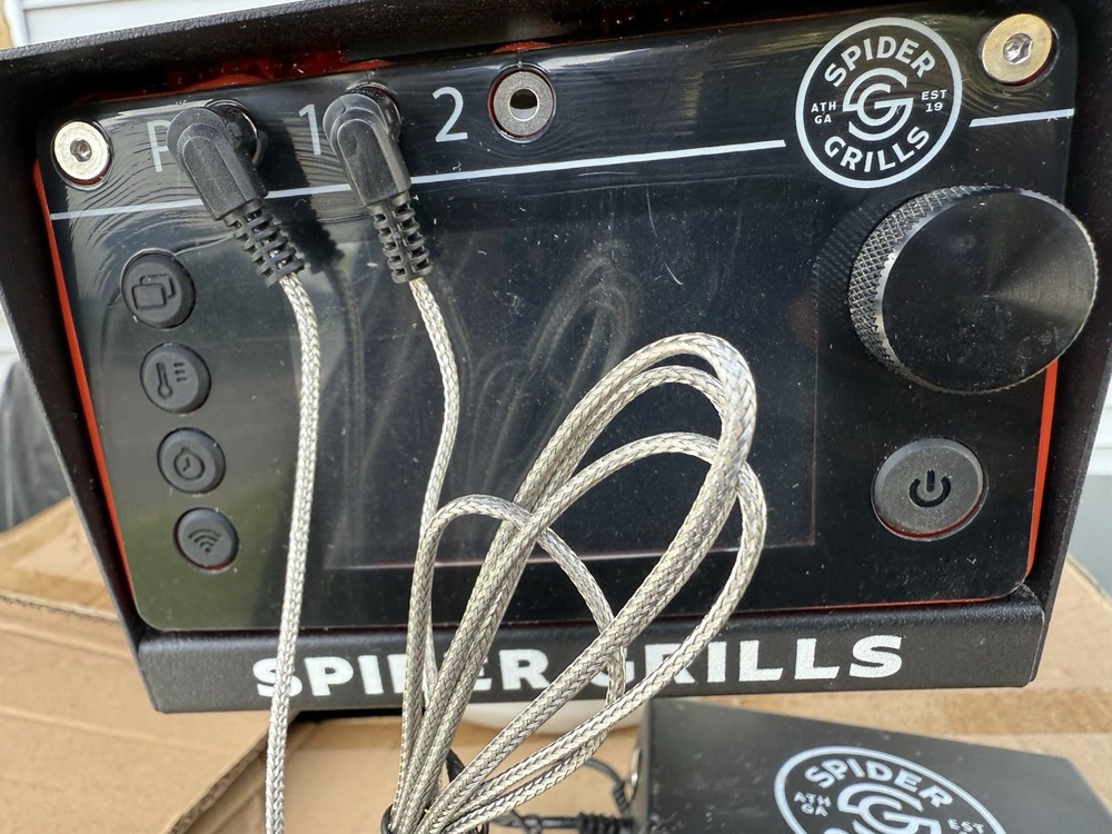 Spider Grills Venom Fan Powered Temperature Controller Pre-owned w/Battery pack