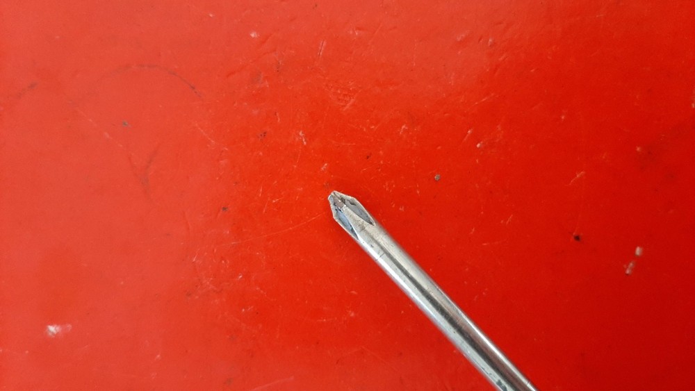 Snap-on Tools SGDP301B No. 1 Phillips Instinct Red Soft Handle Screwdriver READ