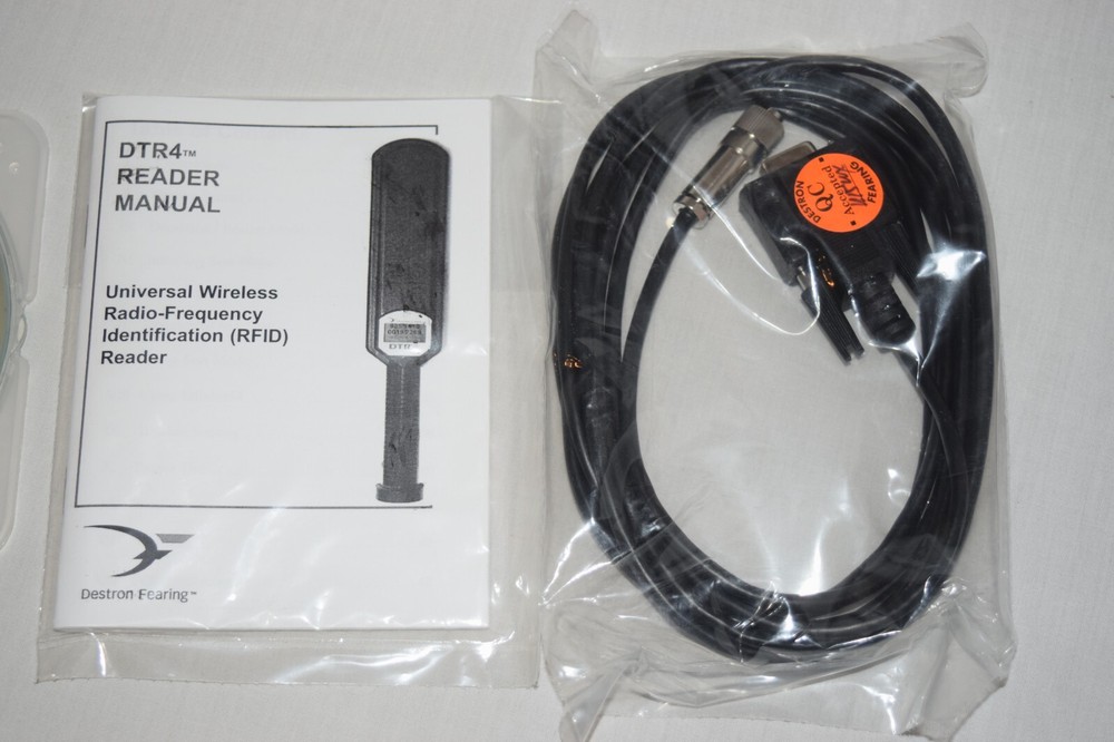 Destron Fearing Bluetooth Enabled Micro Chip Reader DTR4 Livestock Cattle - NEW