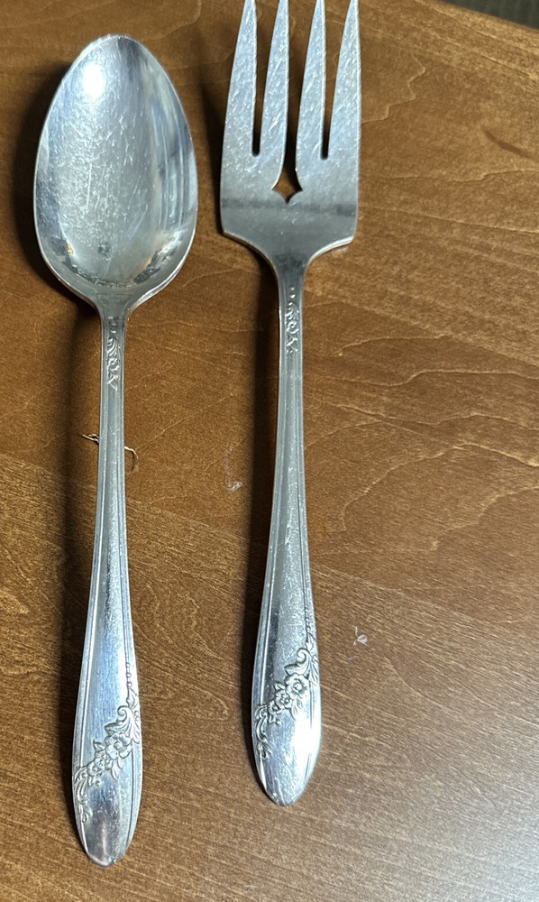 Oneida Community Tudor Plate Queen Bess II Serving Spoon Fork