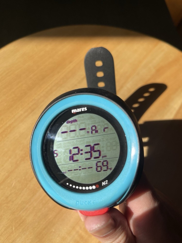 Mares Puck Pro Dive Computer Blue Wrist-Mounted Nitrox Compatible Scuba Diving