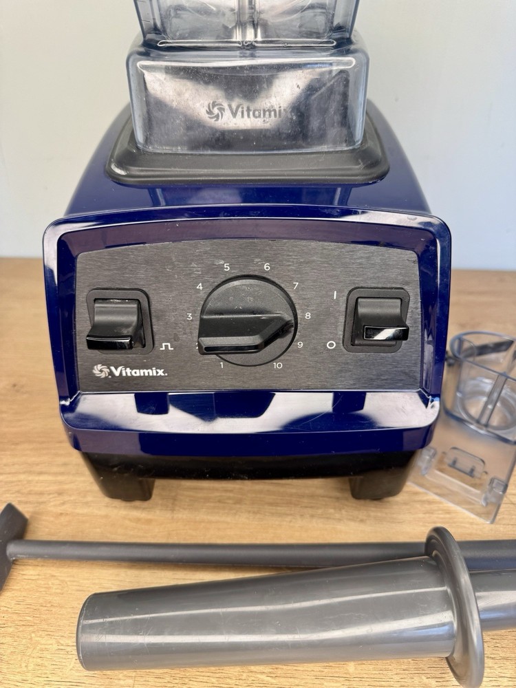 Vitamix E320 Explorian Series VM0197 Variable-Speed Countertop Blender 1200W!