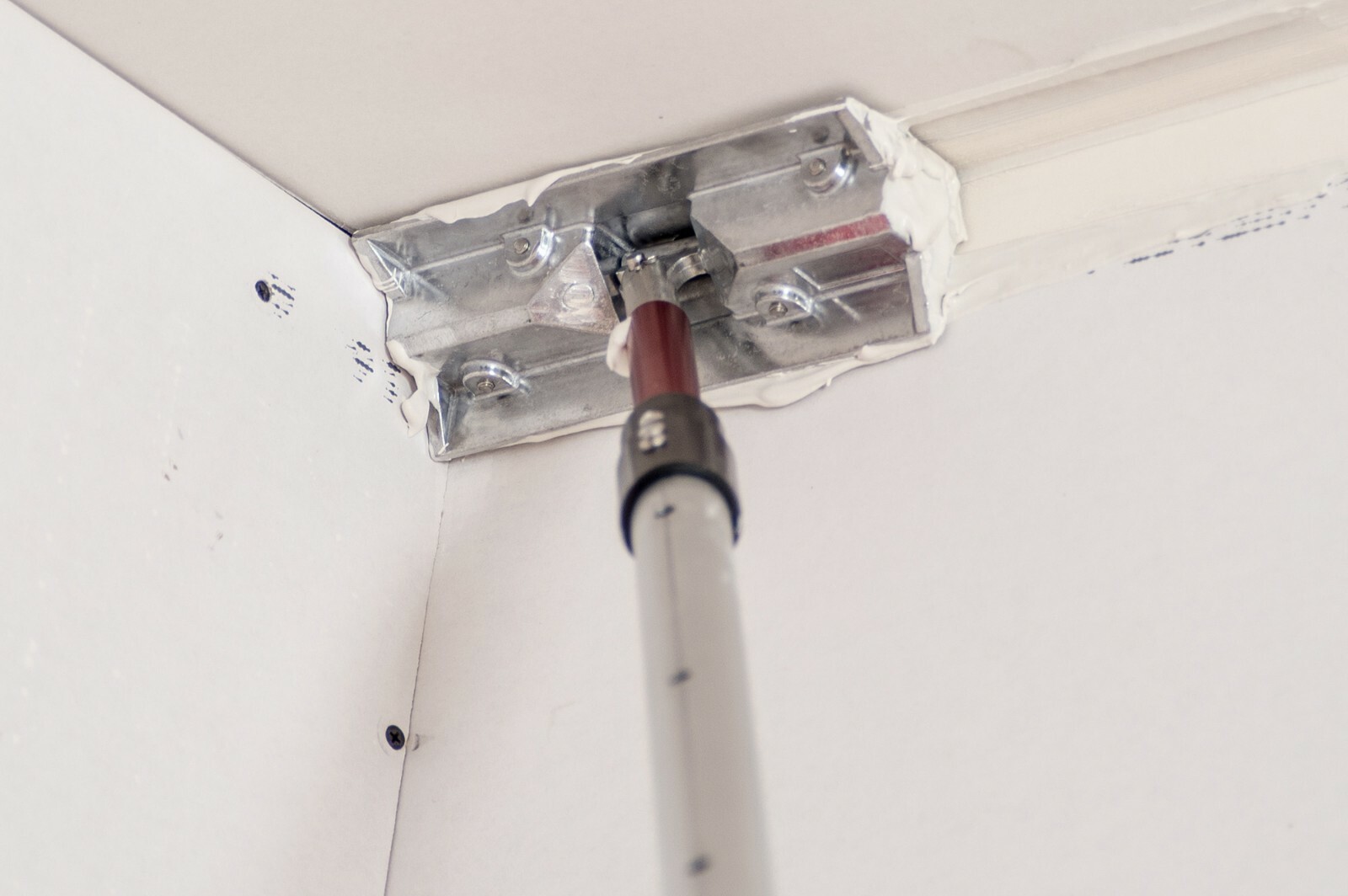 LEVEL5 Tools - Premium Drywall Corner Roller | 4-707R [VERY GOOD - REFURBISHED]