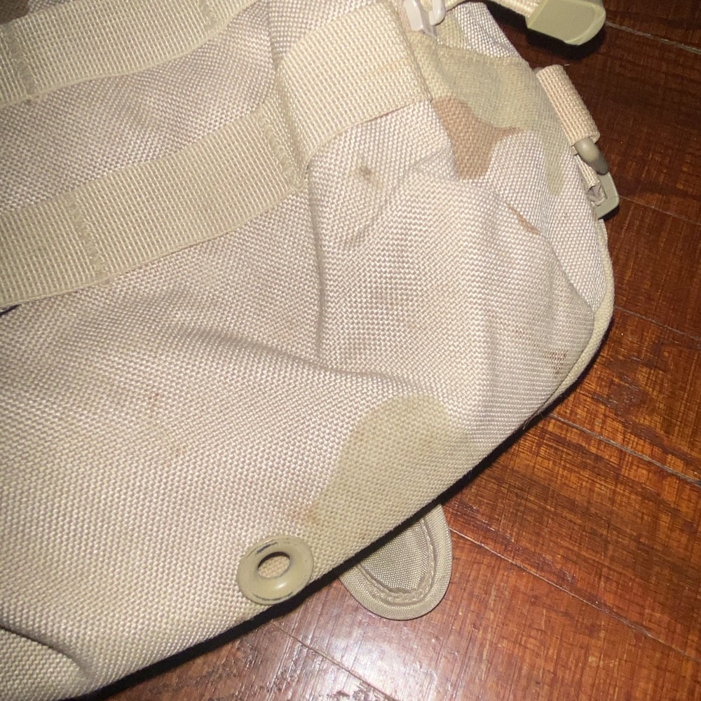 Camelbak M.U.L.E. Maximum Gear Desert Camo hydration pack W/ Bladder (READ)