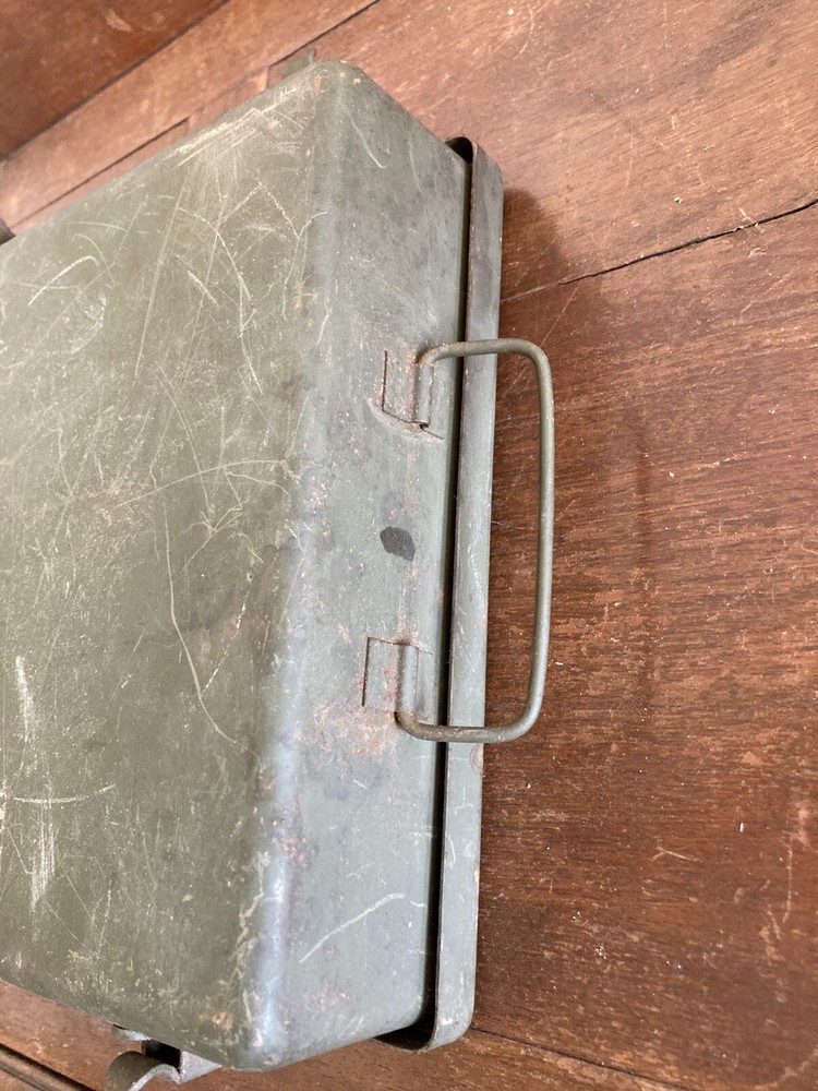 US Army First aid kit box | No. 9-221-240 Box Only