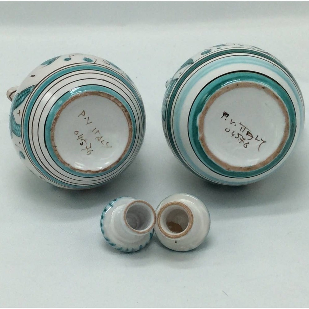 Pleasant Valley "Majolica" Ceramic oil and vinegar Serving Set