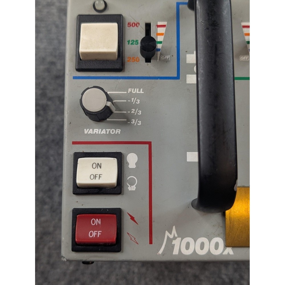 Vintage Dyna-Lite M1000X Power Pack Studio Flash Strobe Lighting Unit