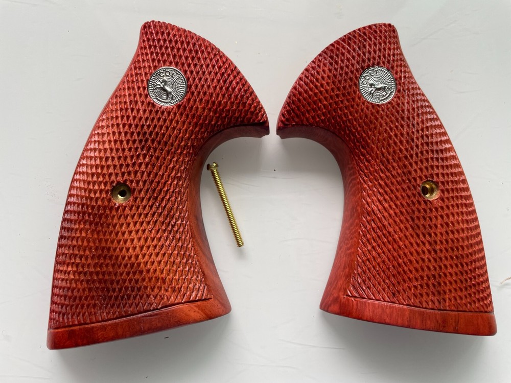 New Grips For COLT PYTHON (I,E Fr ame)  All checkered Hard wood, with medallion