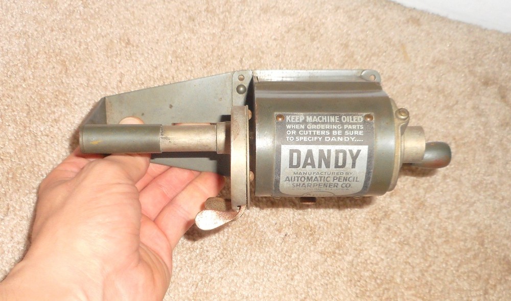 GREAT VINTAGE APSCO DANDY PENCIL SHARPENER