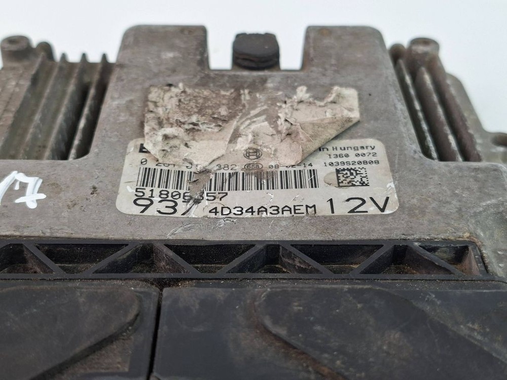 Alfa Romeo 147 2005 Engine Control Module 51806557 0281012882