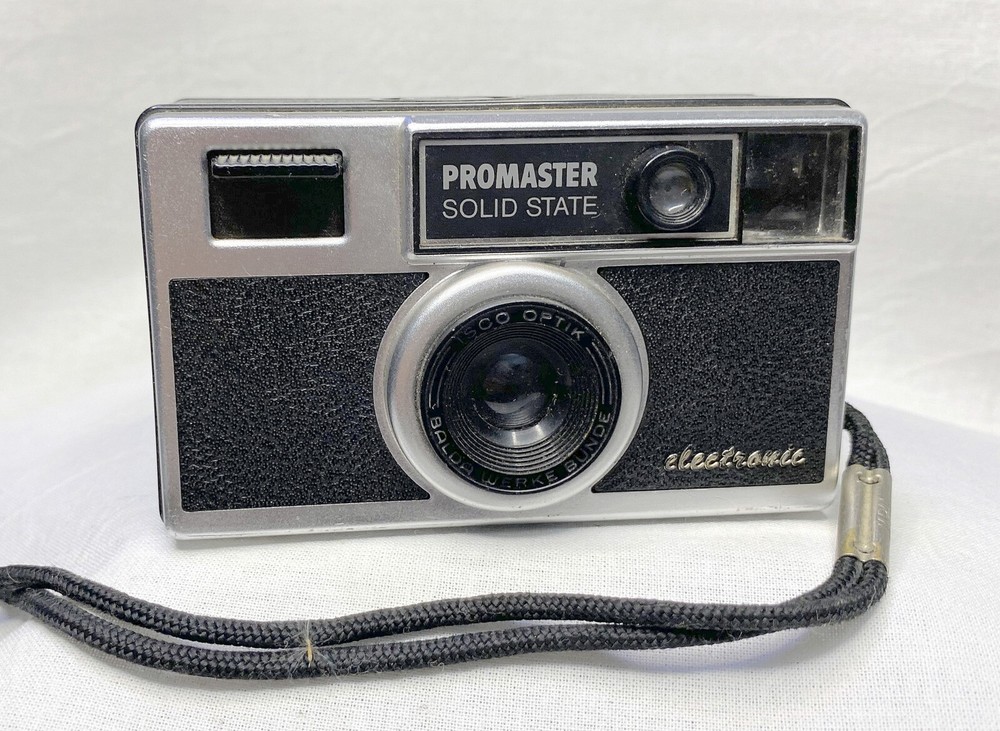 RARE Vintage PROMASTER SOLID STATE ELECTRONIC Camera.