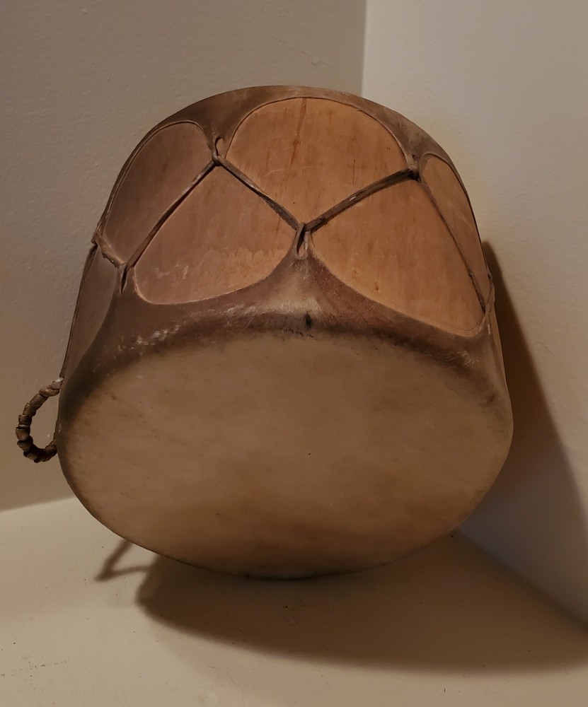 Antique OLD Native American Indian Plains or pueblo drum 19th c.