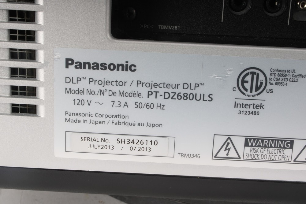 Panasonic PT-DZ680ULS 1-Chip DLP Projector 6251 Total Runtime