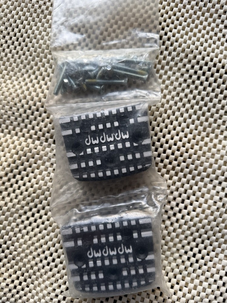 DW 5000 Accelerator Double Pedal Heel Plates.  Pair