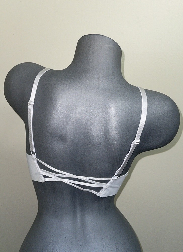 Super Extra Push Up Bombshell Bra Front Close. Very comparable with VS Bra. NWT