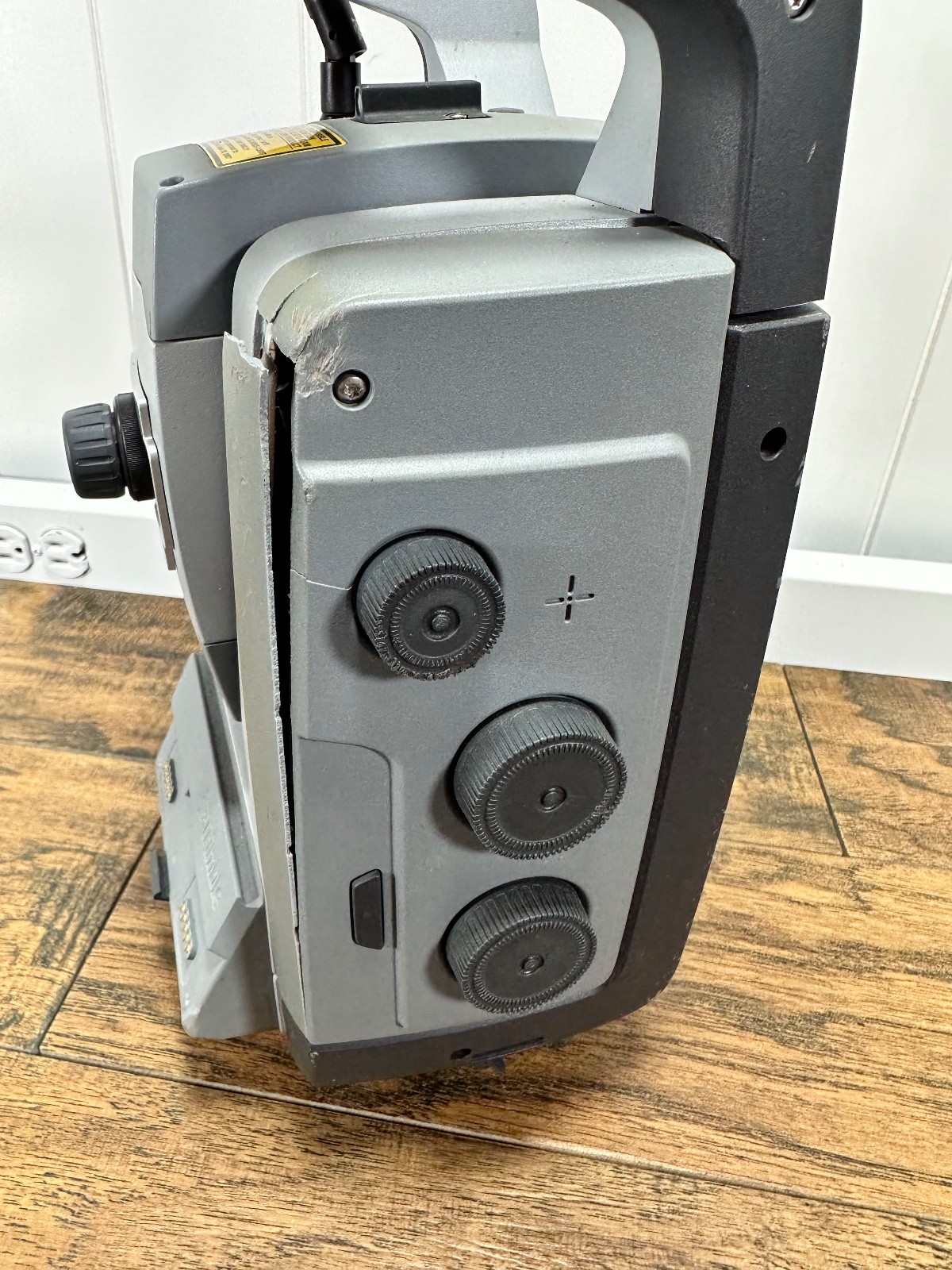 PLEASE READ Trimble Total Station S8 1” High Precision Y92