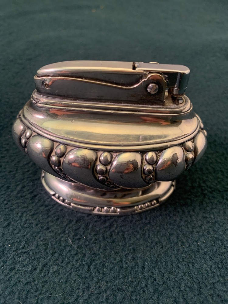 Vintage Ronson Crown Silver Plated Table Cigarette Lighter