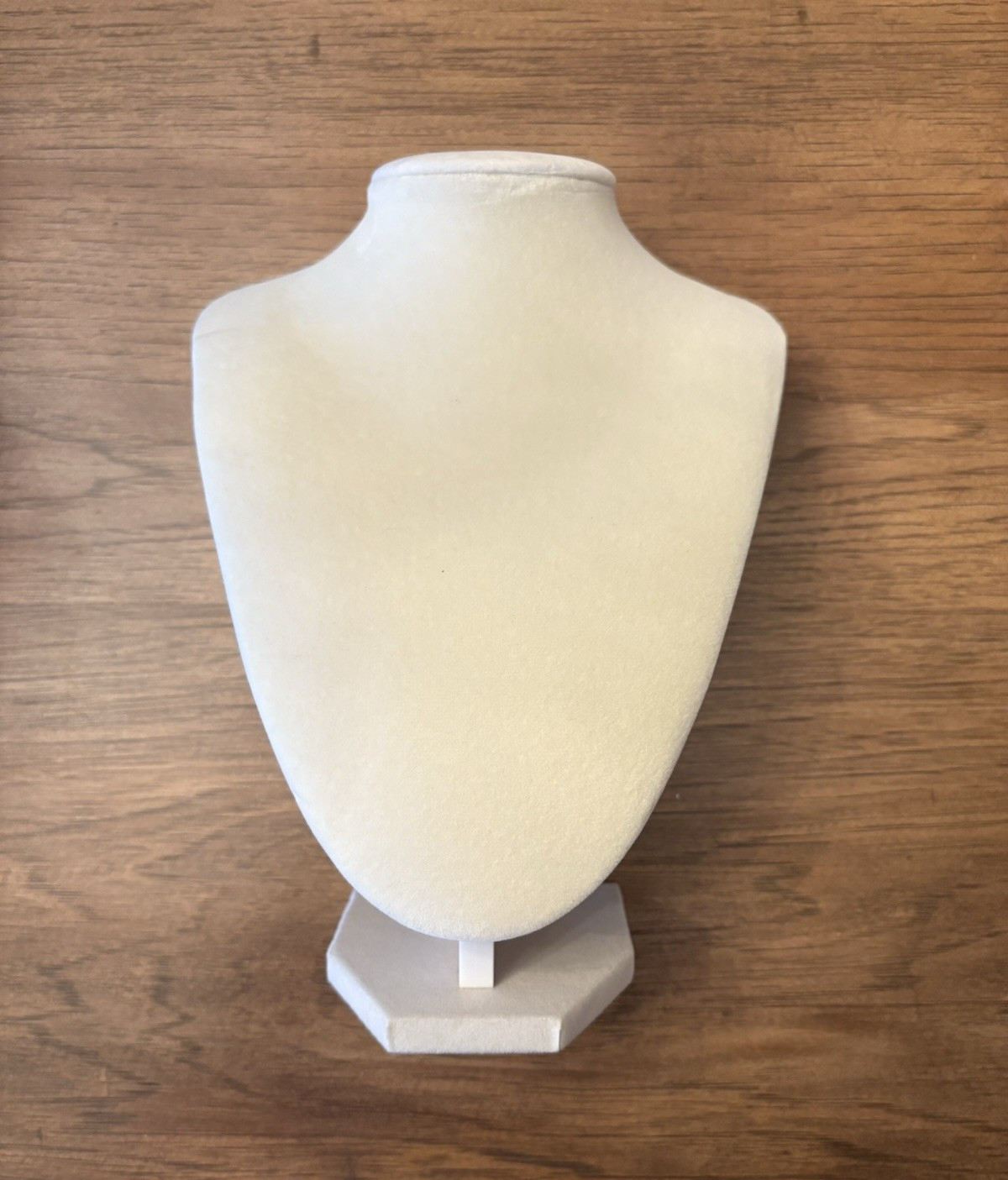 5 Piece Lot of Beige Velvet Necklace Display Stand Jewelry Bust Pendant Holder