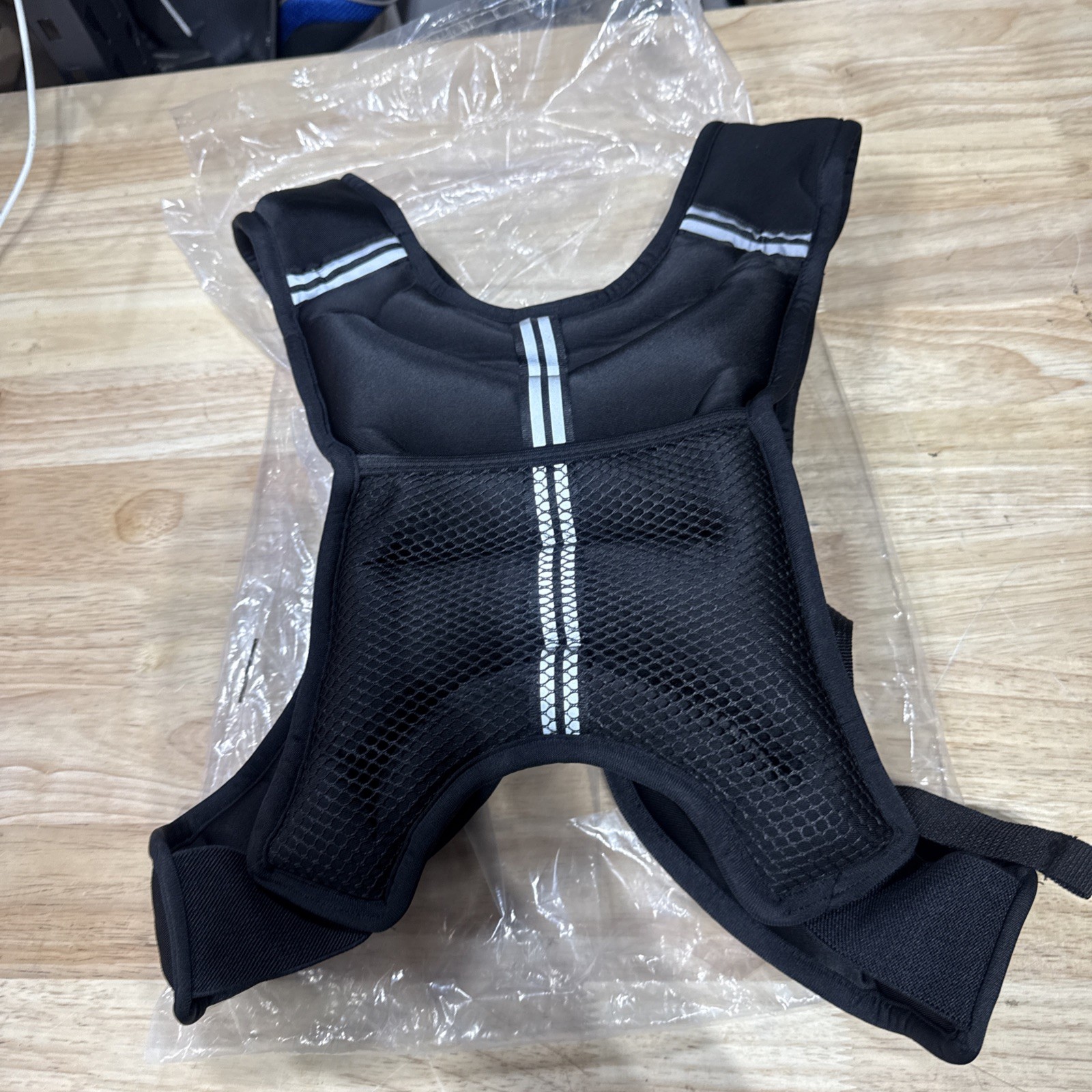 Weighted Vest Workout Equipment, 12LB Body Weight Vest for Men/Women