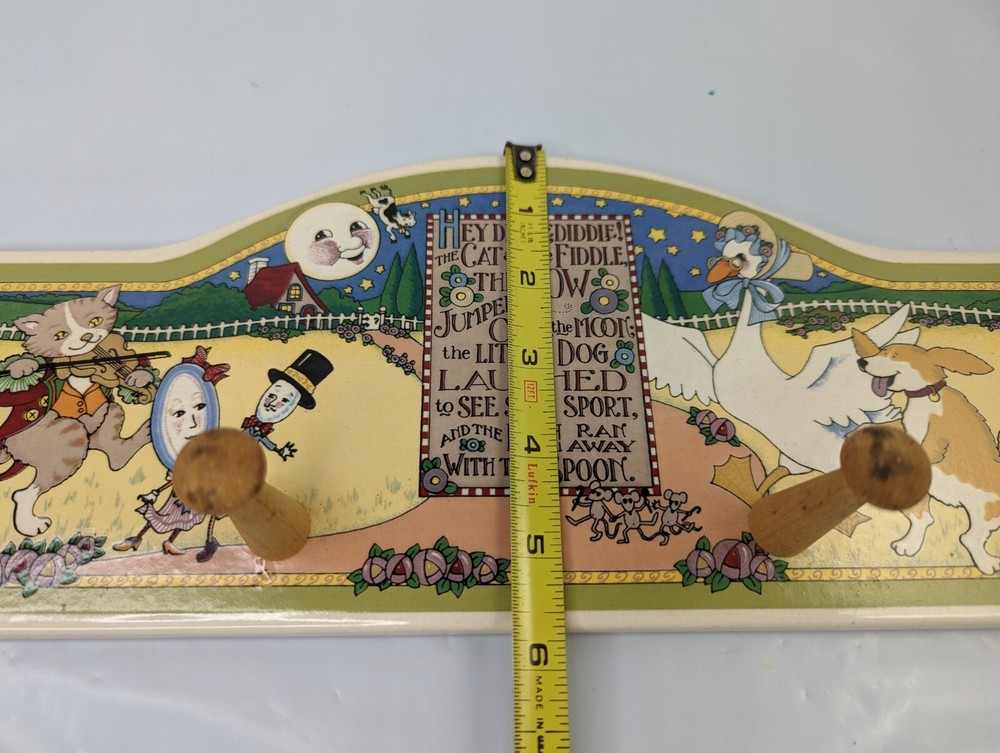 Hey Diddle Diddle Ceramic Coat Hanger Rack 16.75 Inch