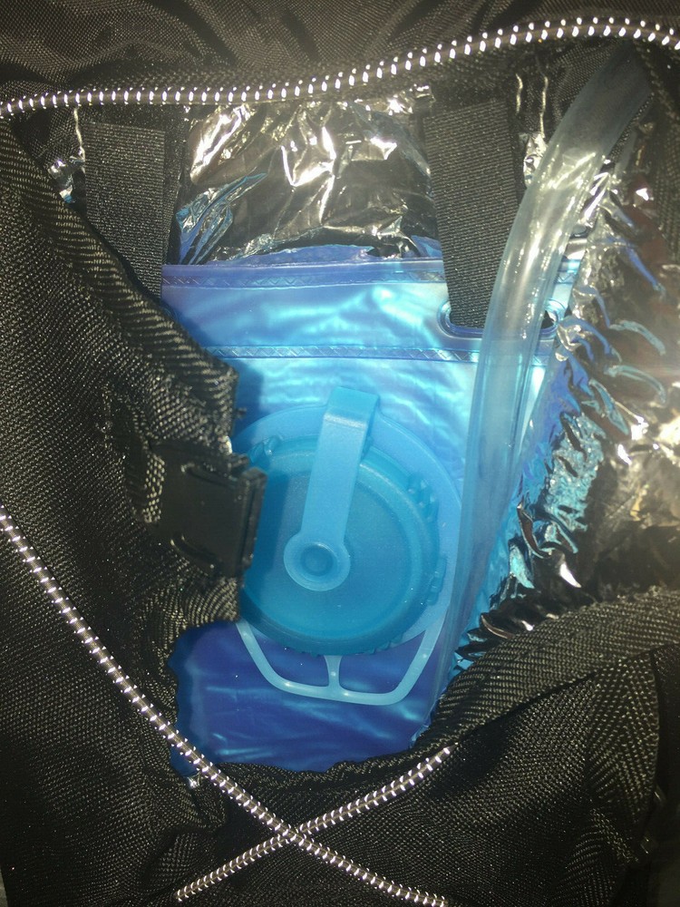 hydration backpack 2L liter water bladder thermal insulated lining sunlite new
