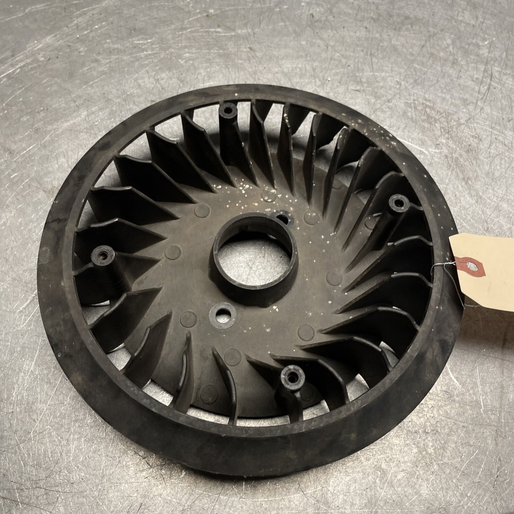 OEM GOOD USED BRIGGS FLYWHEEL FAN 591948