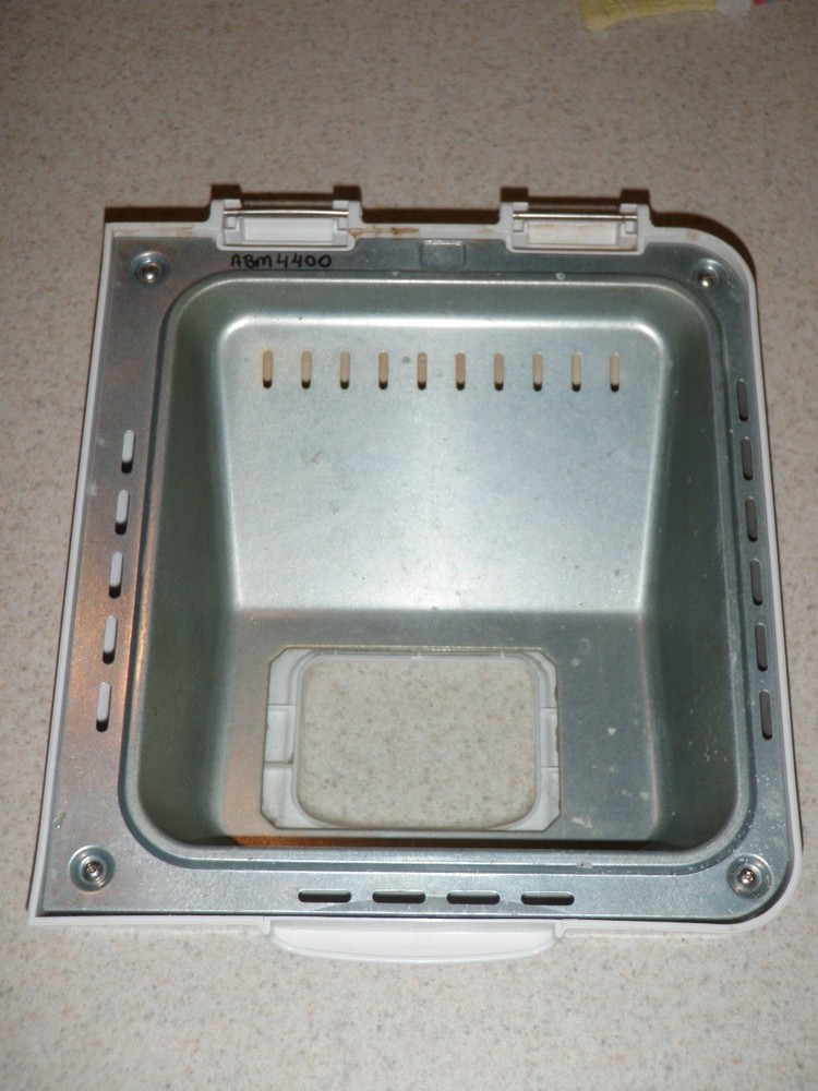 Lid Assembly for Welbilt Bread Machine Model ABM4400 only