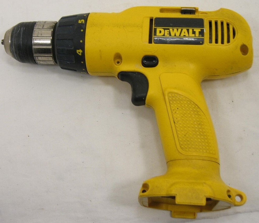 DeWALT DW952 9.6V 3/8” Cordless Drill Driver Tool Only