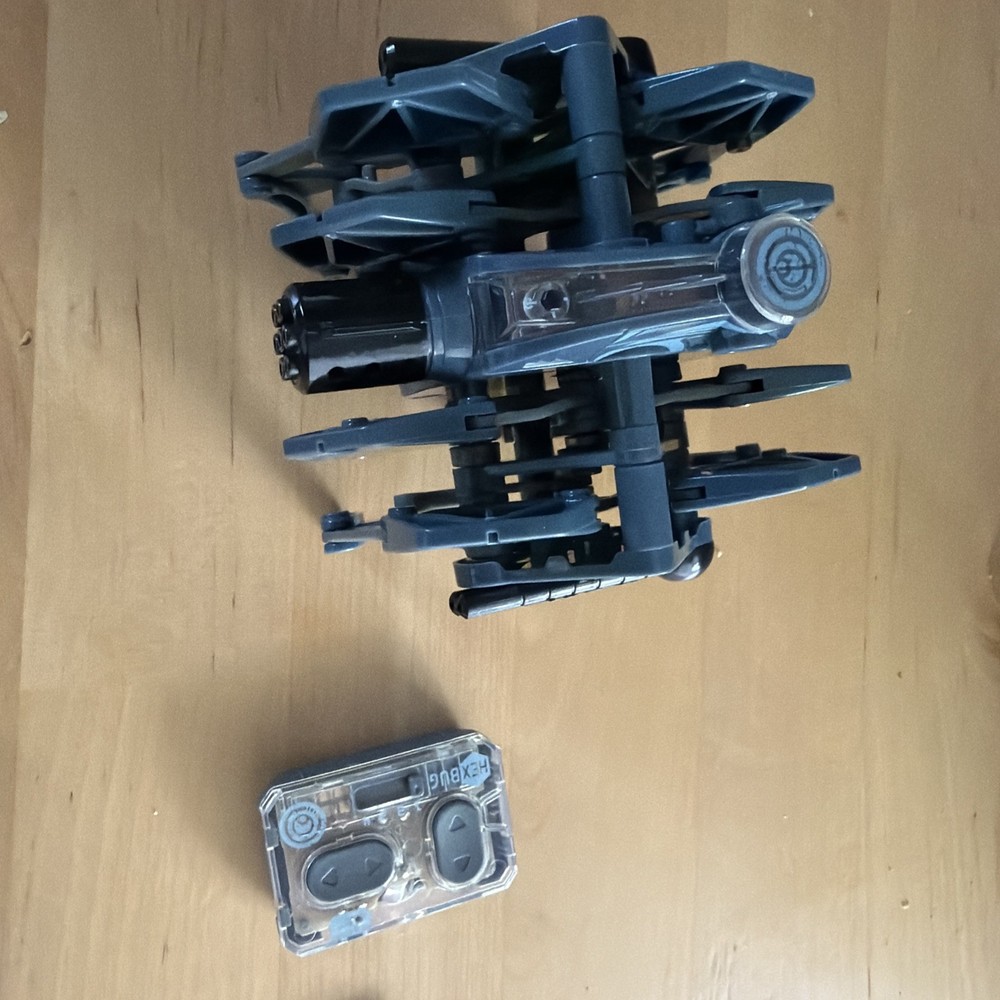 HEXBUG Robot Bug Lot 2 Plus Extra Battery Untested